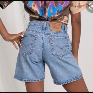 Levi’s vintage mom shorts high waisted